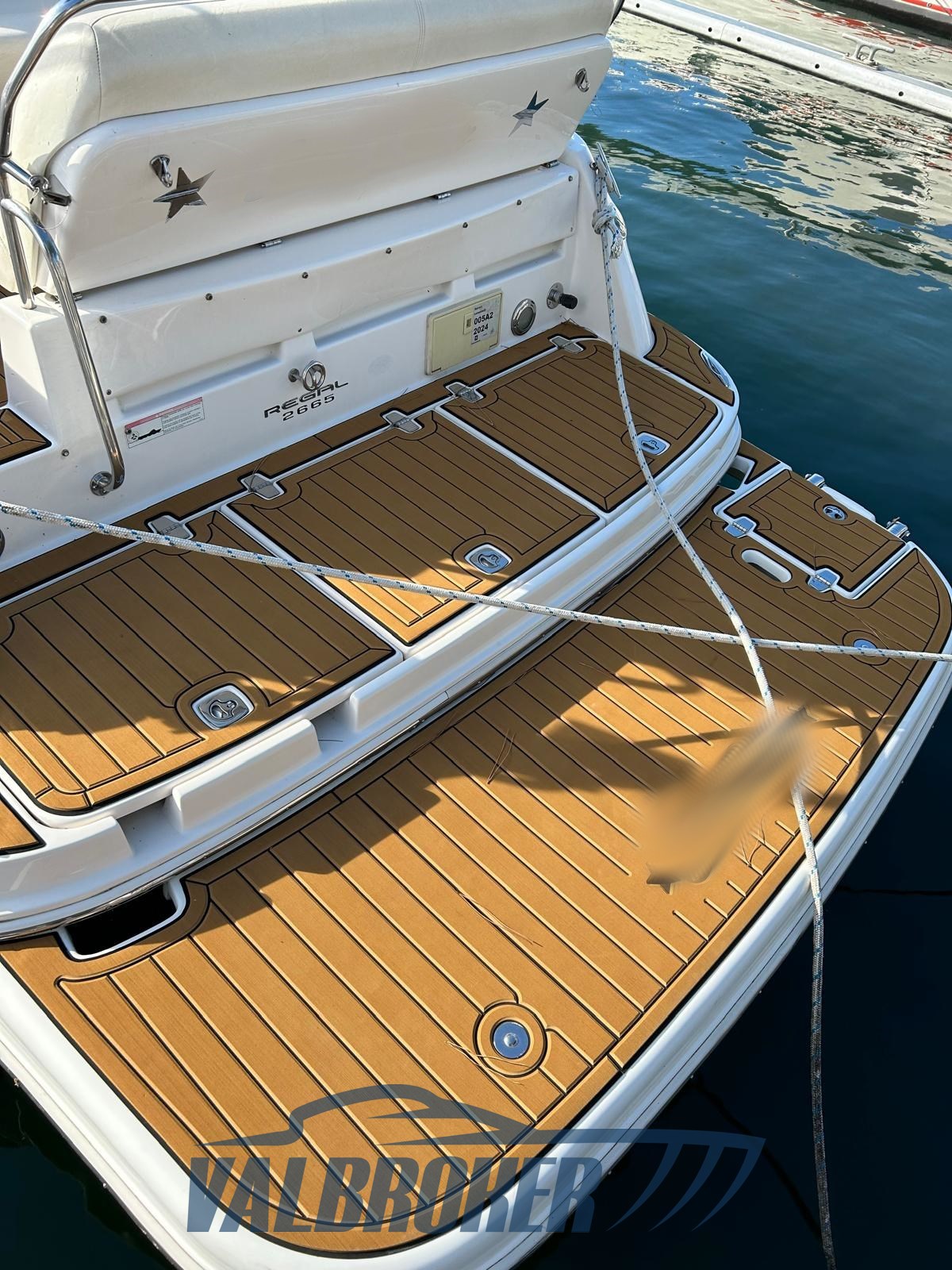 Regal 2665 2008 (25)