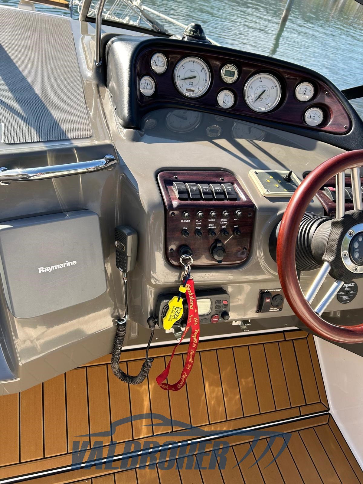 Regal 2665 2008 (19)