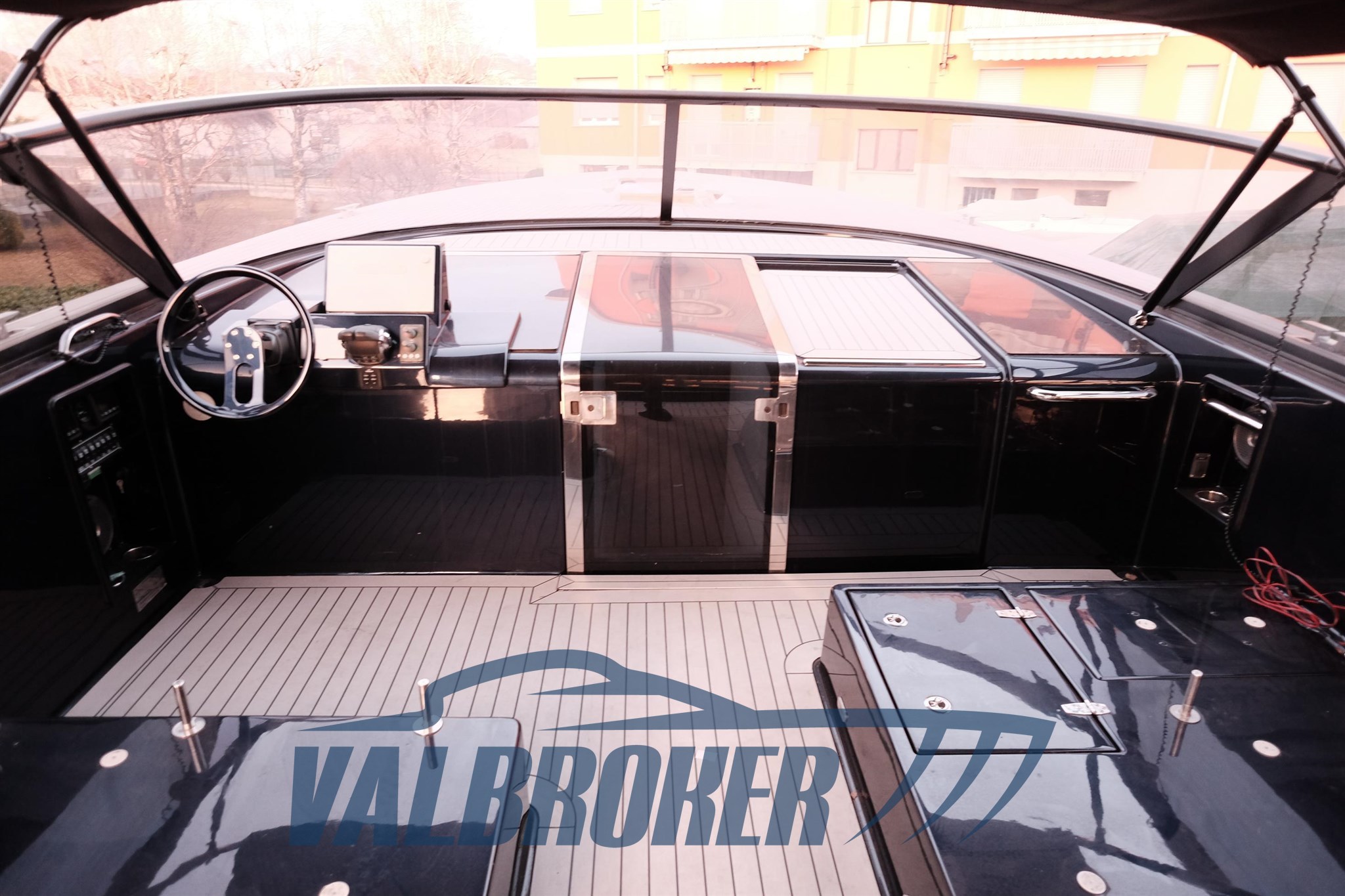 VanDutch 55 (232)