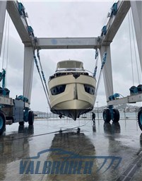 Absolute Navetta 58 2017  (28)