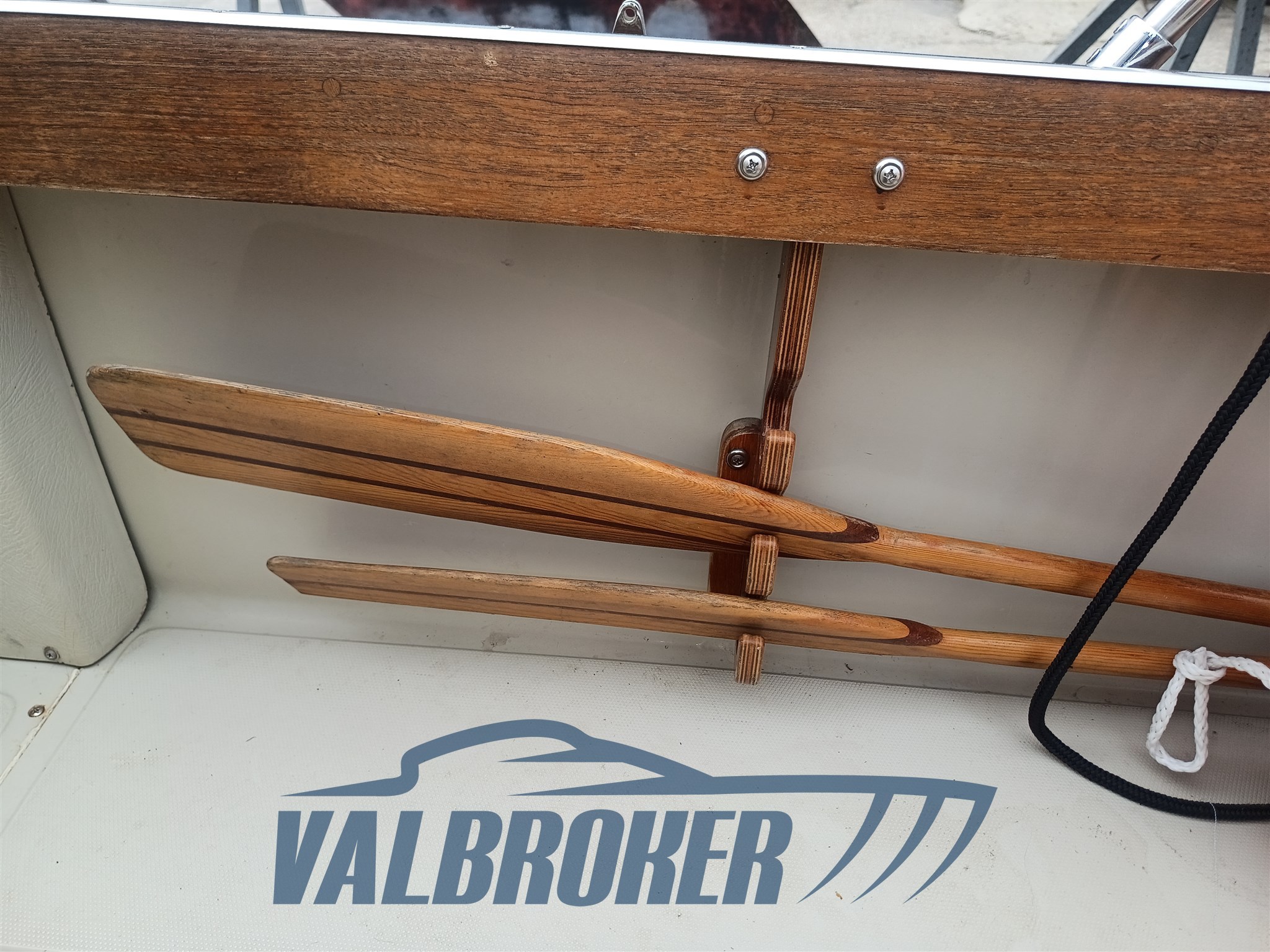 Boston Whaler 22 (40)