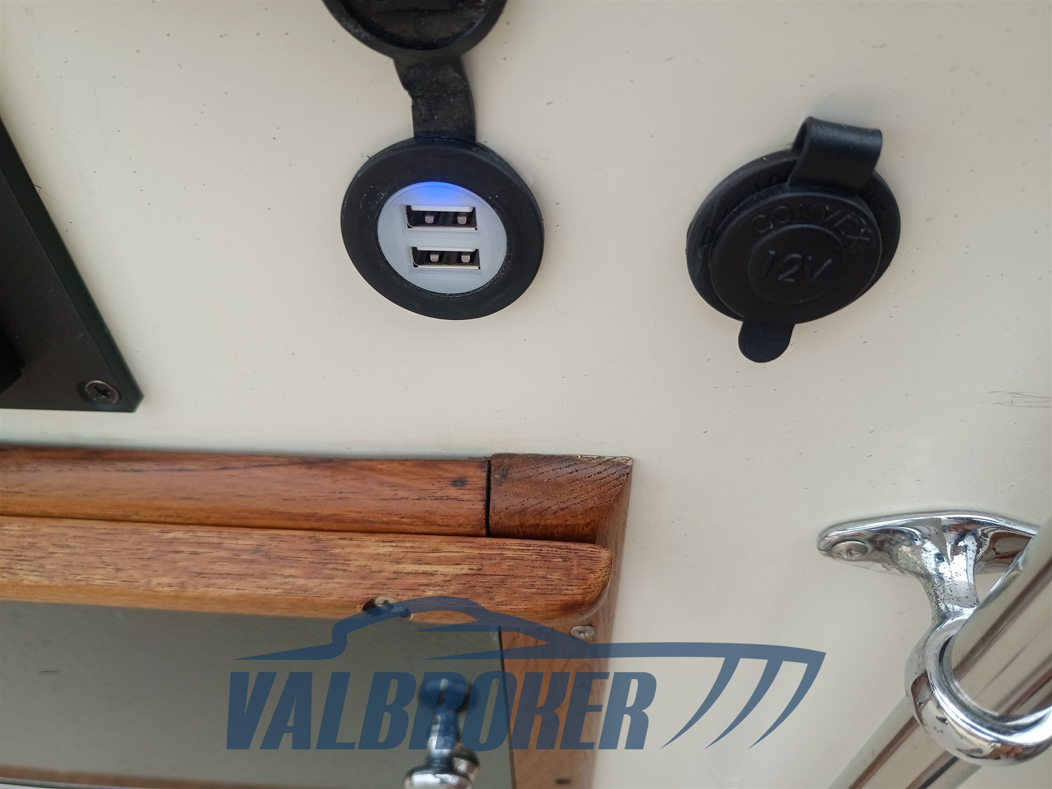 Boston Whaler 22 (44)