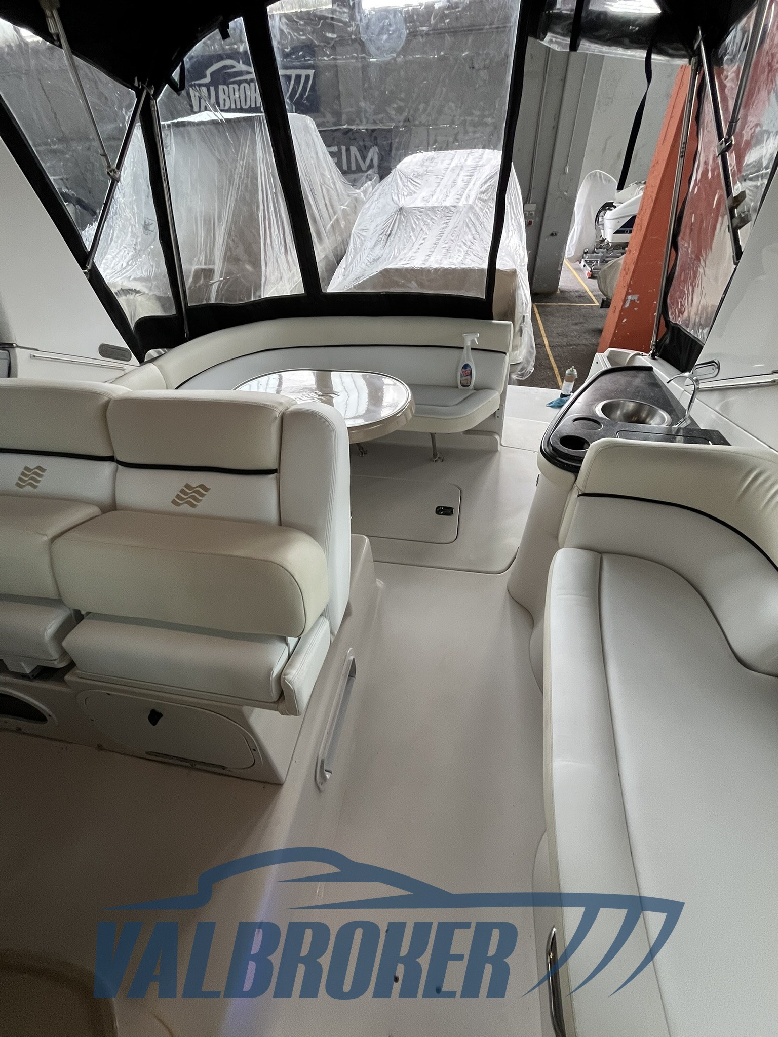 Four Winns 288 foto 2026 (37)