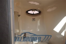 Sea Ray 255 Sundancer (30)