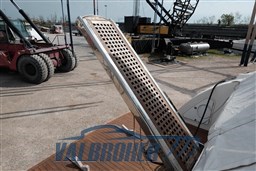 Enteprise marine 450 esterni (10)