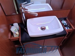 Bavaria 420 virtess fly (12)