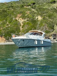 Cranchi Zaffiro 32 (2)