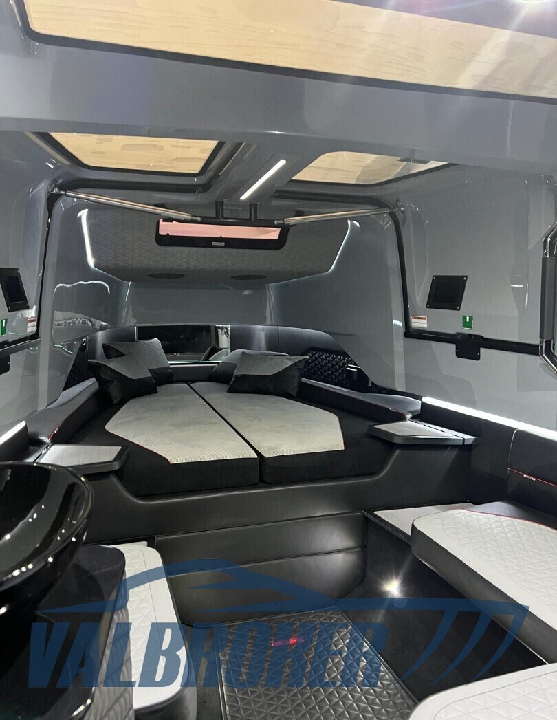 Axopar 900 brabus 2023 interni (6)