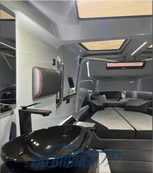 Axopar 900 brabus 2023 interni (3)