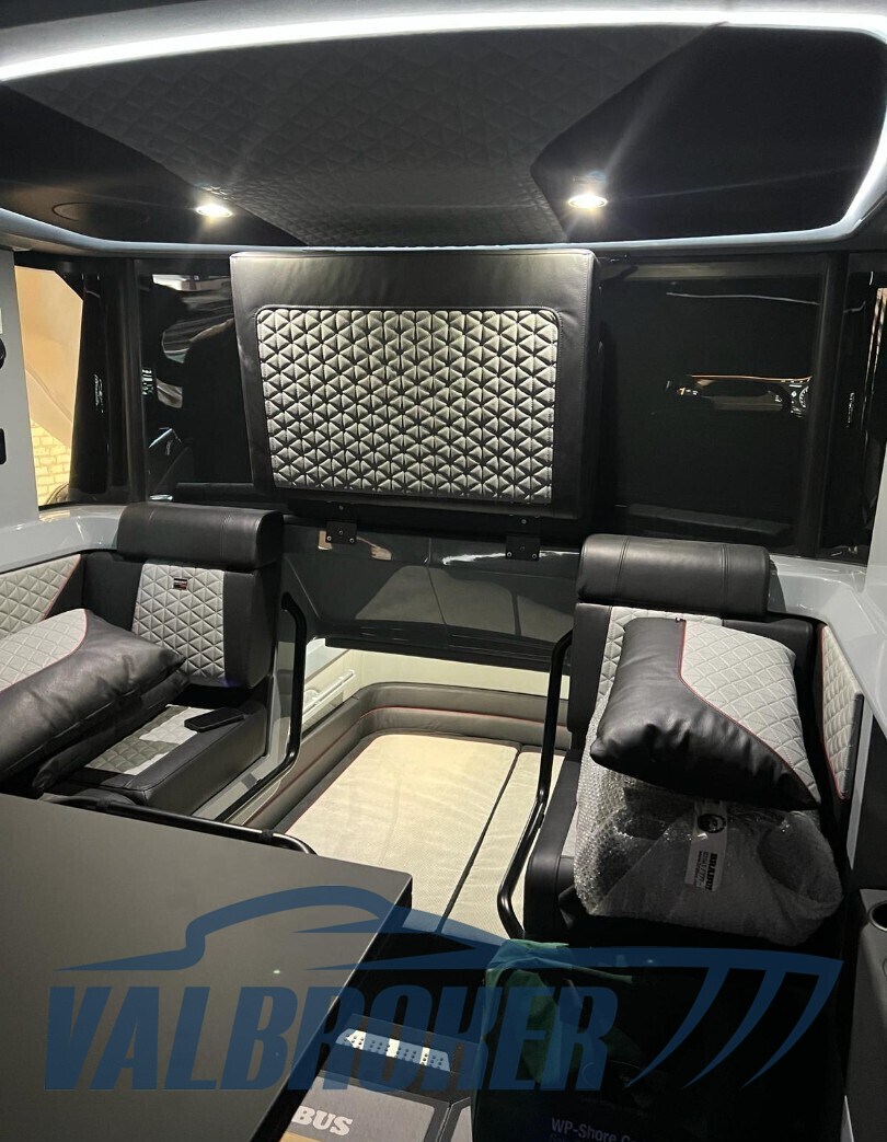 Axopar 900 brabus 2023 interni (5)