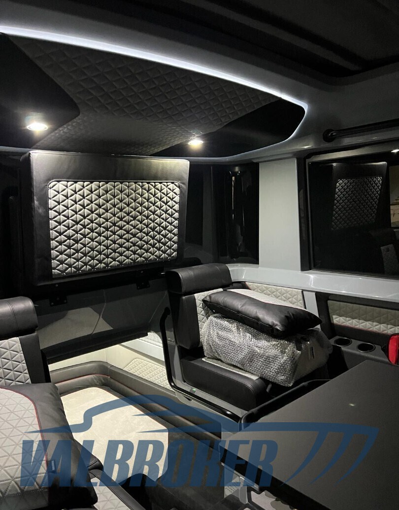 Axopar 900 brabus 2023 interni (1)