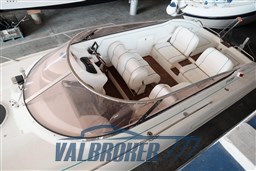 Sunseeker Hawk 31 (109)