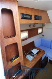 Technoyacht puma 2000 interni (6)