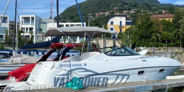 Four Winns 268 Vista Valbroker (11)