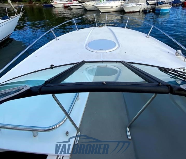 Four Winns 268 Vista Valbroker (8)