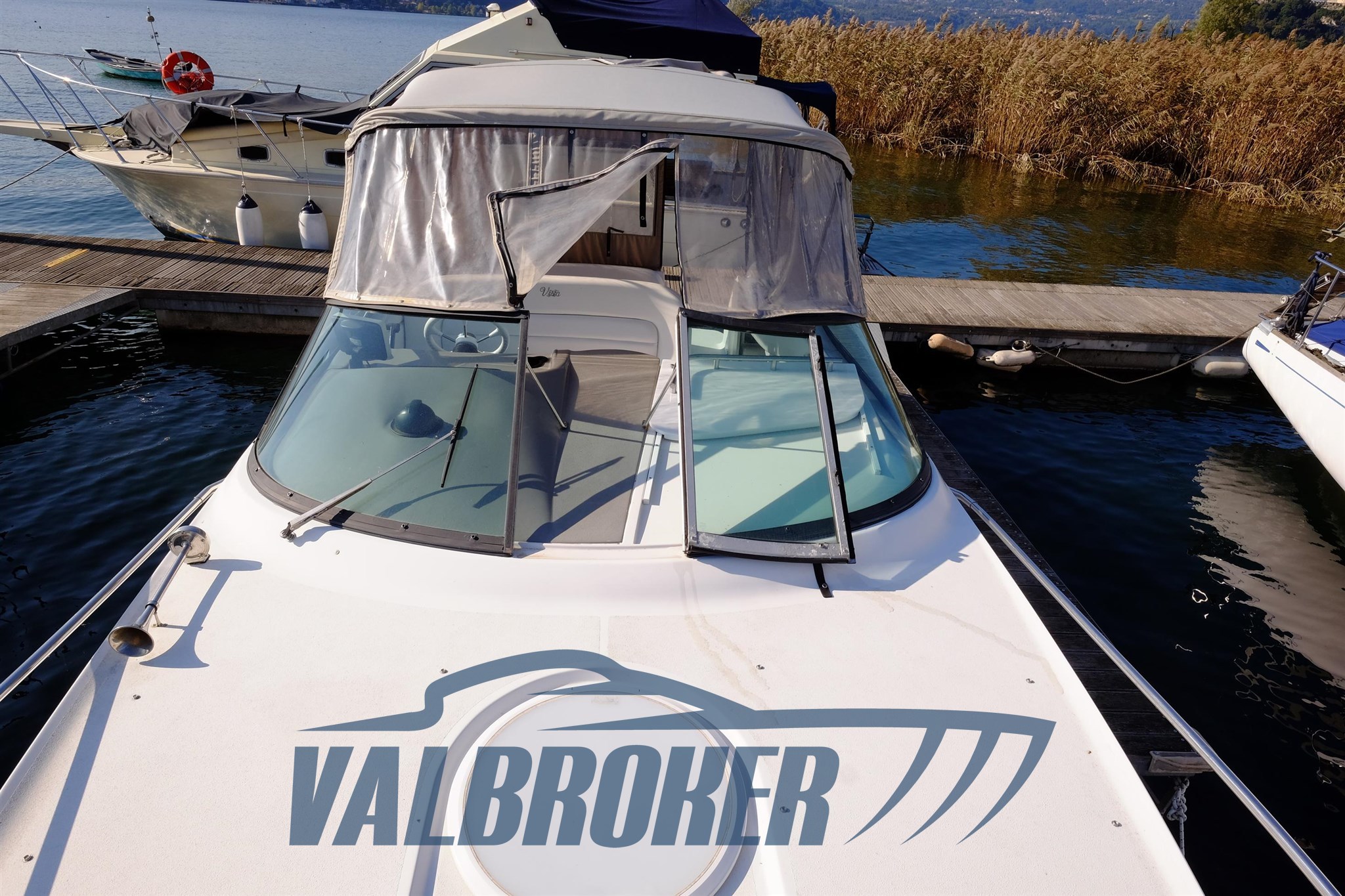 Four Winns 268 Valbroker (12).JPG