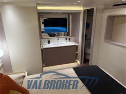 Absolute Navetta 70 2025 (24)