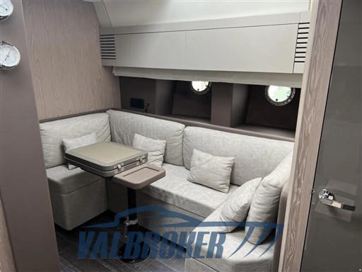 Cranchi M 44 HT 2021 (27)