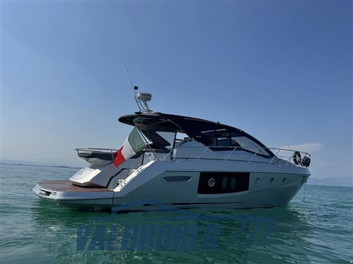 Cranchi M 44 HT 2021 (24)
