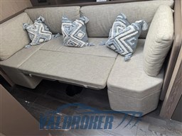 Cranchi M 44 HT 2021 (30)