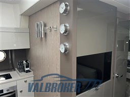 Cranchi M 44 HT 2021 (16)