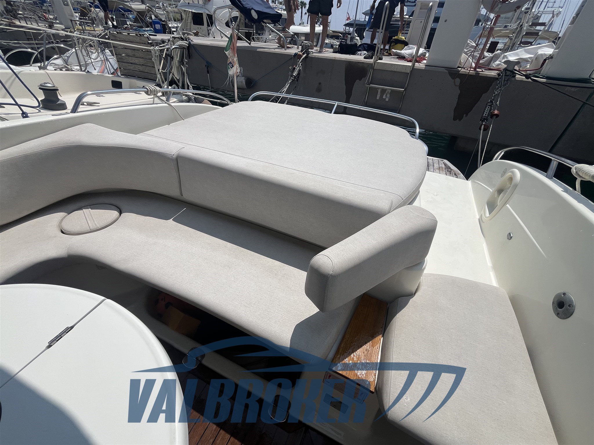 Cranchi CSL 27 2008 (13)