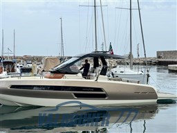 Invictus 370 2024 (5)