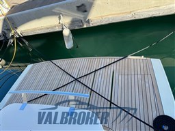 invictus 370 esterni (12)