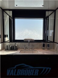 Absolute 68 Navetta (22)