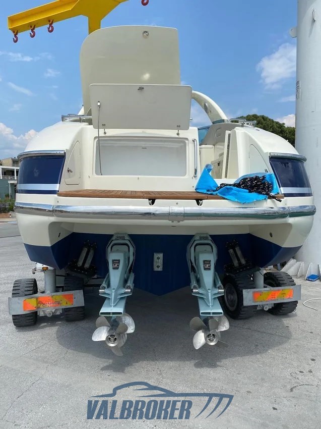 Colombo 38 SX showroom Como (3)