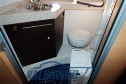 cranchi pelican 32 model year 2006 interni(12)