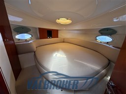 Fairline targa 34 interni (1)