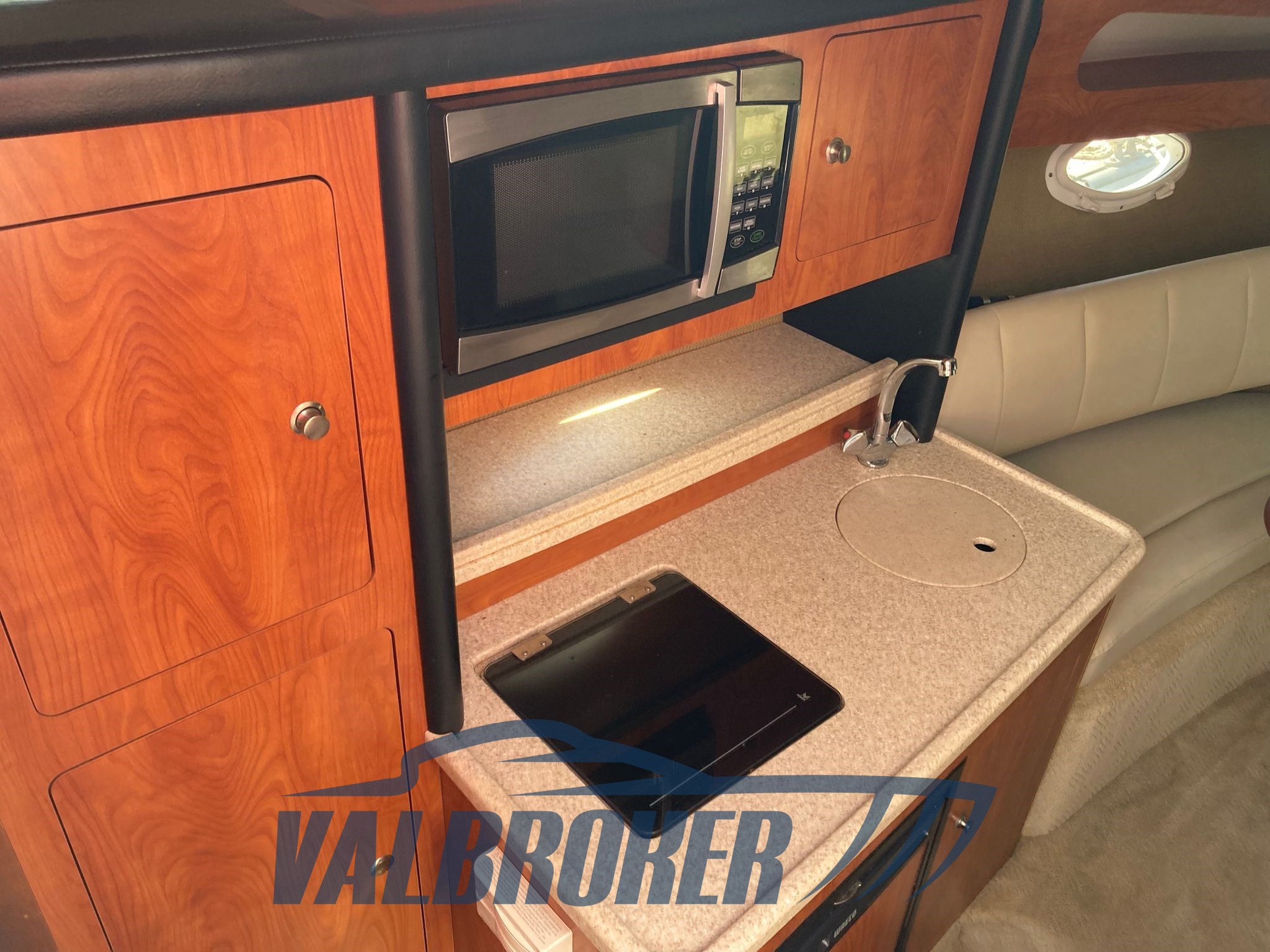 Rinker 280 interni (6)