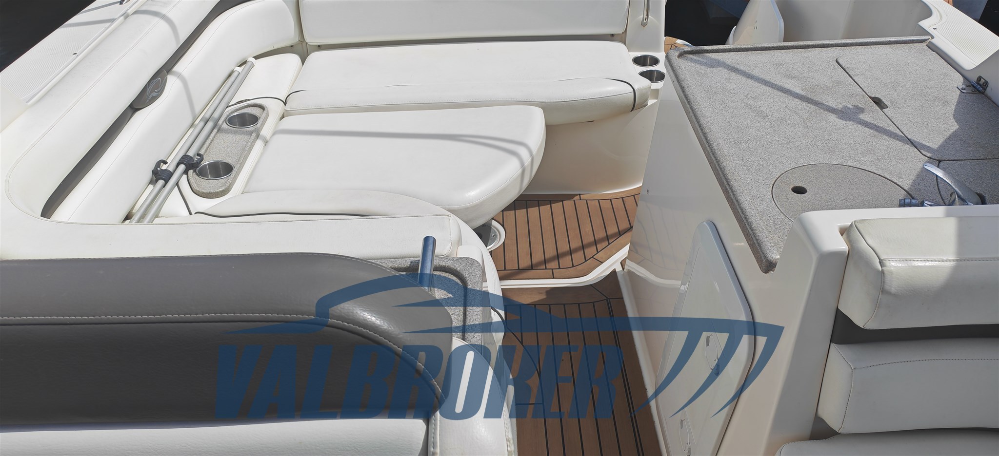 Rinker 280 2007 lago maggiore (53)