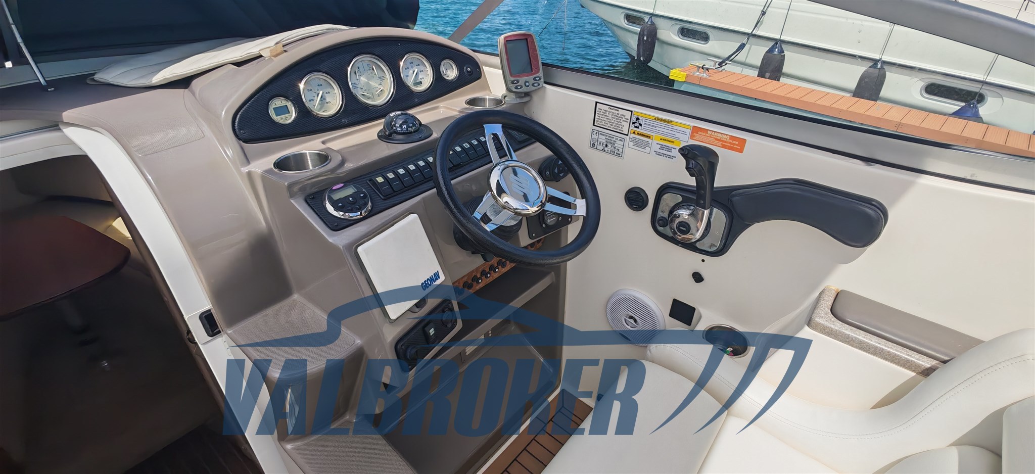 Rinker 280 2007 lago maggiore (21)