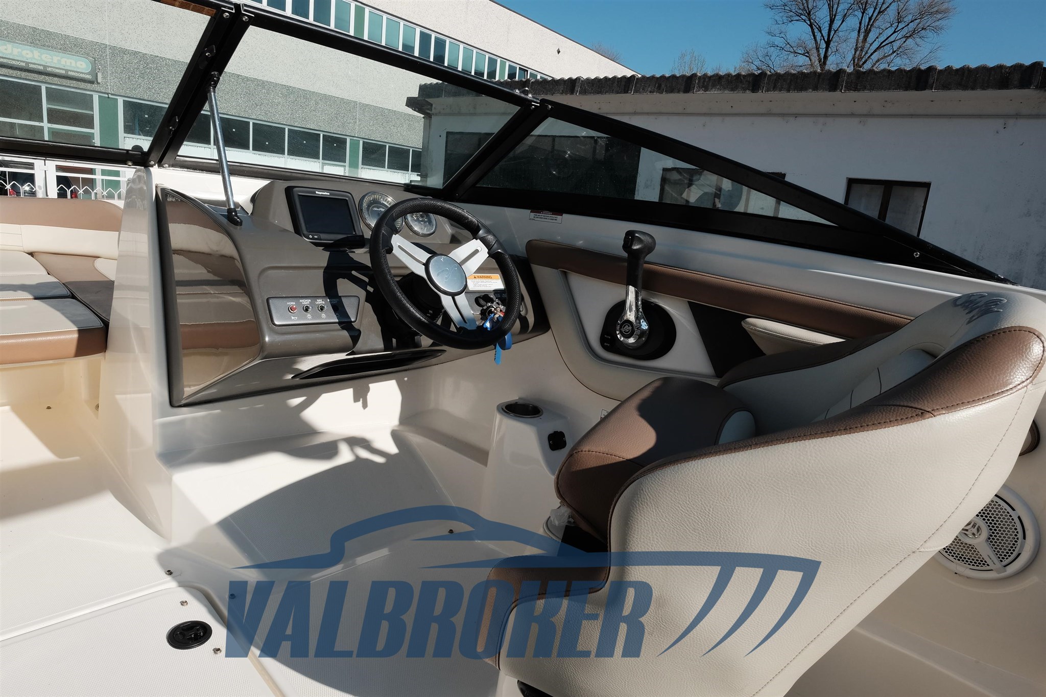 sea ray 190 lago maggiore esterni (25)