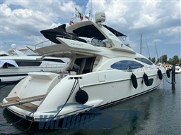 Azimut 68 (5)