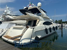 azimut 68 (1)