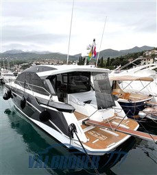 Beneteu Gran Turismo 45 2024 (5)