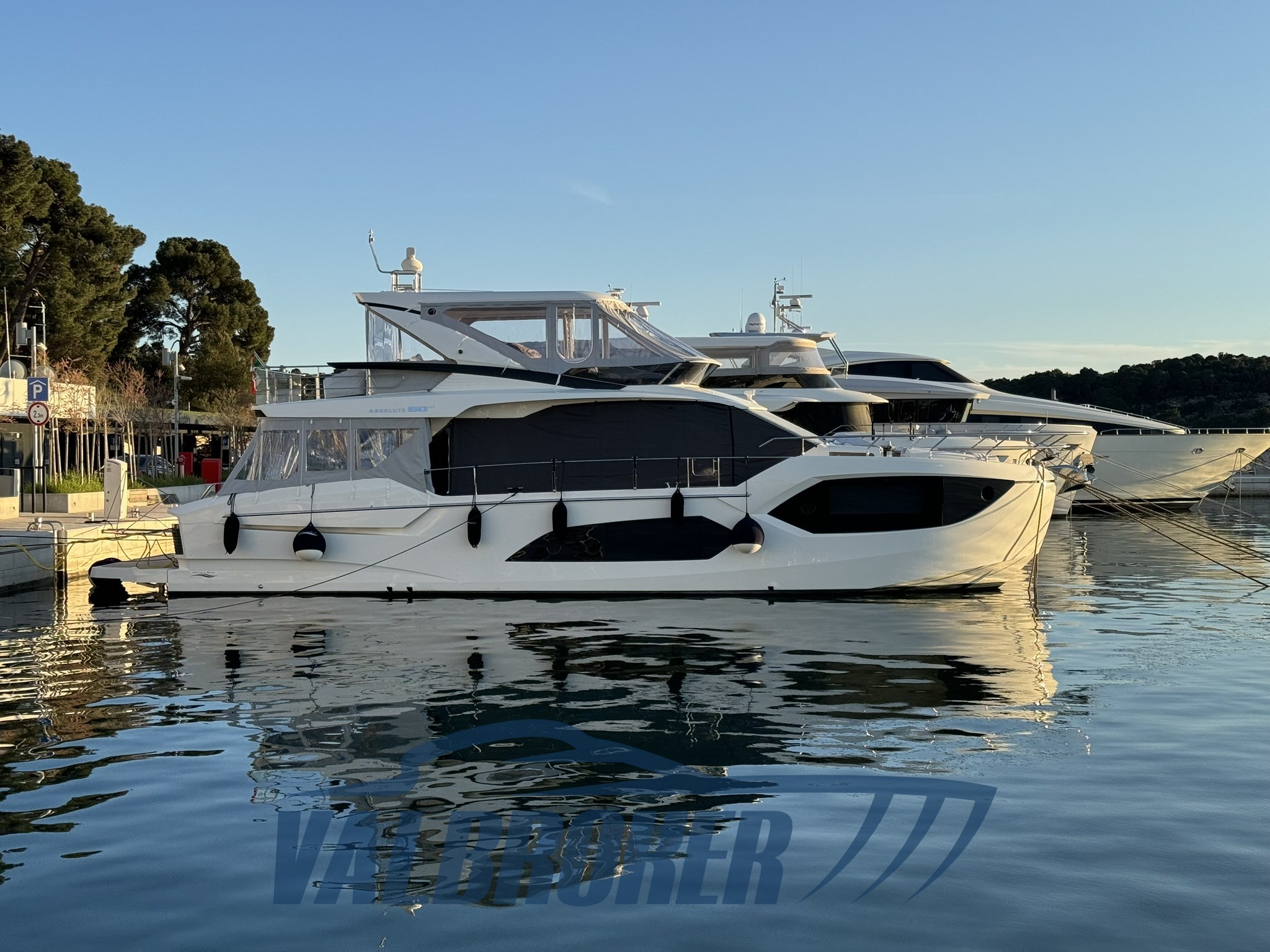 Absolute 60 Fly esterni (22)
