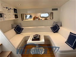 Magnum 53 1992 interni (7)