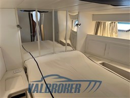 Magnum 53 1992 interni (9)