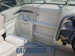 Sea ray 210 overnighter 2005 (7)