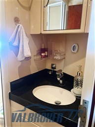 Gulf Craft Majesty 50 (5)