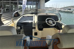 Invictus 320 2023 (7)