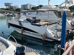 Beneteau Fkyer 8.8 Sundeck (4)