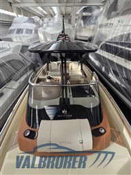 Invictus 320  (1)