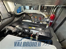 Absolute Navetta 52 2017 (24)