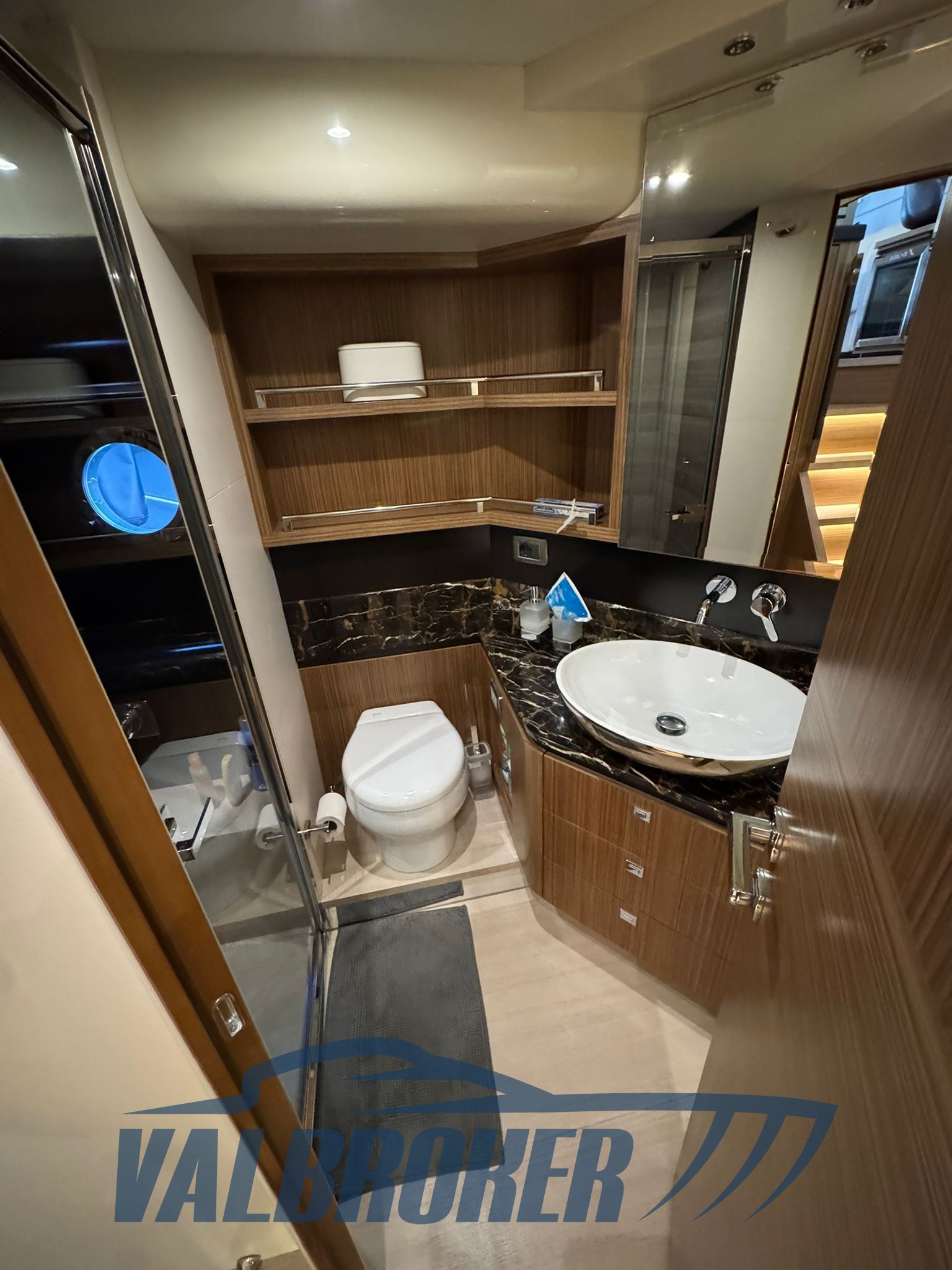 Absolute Navetta 52 2017 (14)