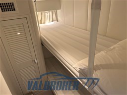 Magnum 53 1992 interni (3)